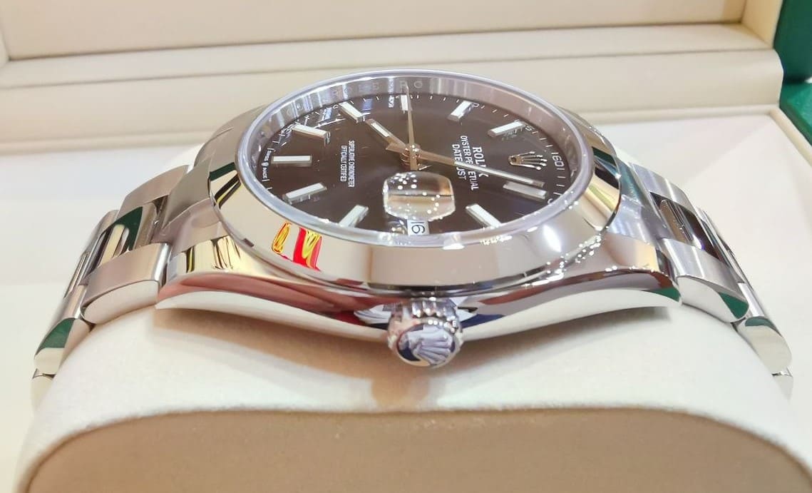 Rolex Datejust 126300-0011