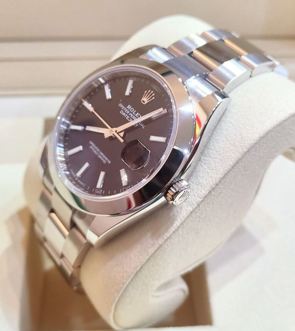 Rolex Datejust 126300-0011